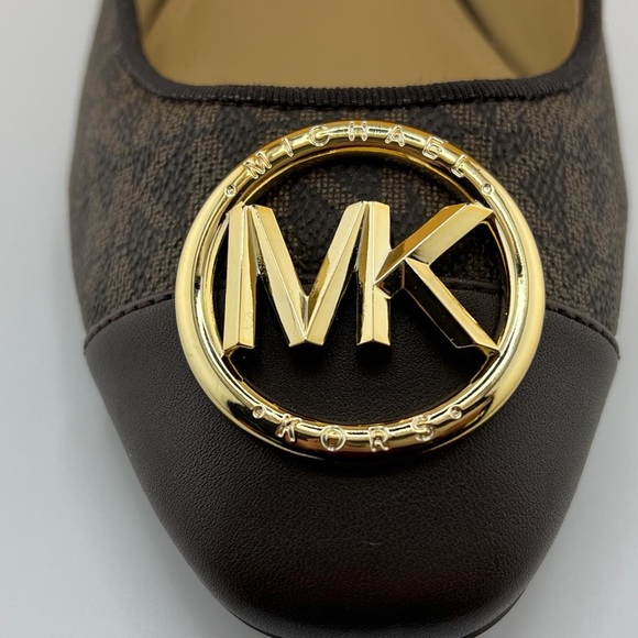 Michael Kors women’s Brown Logo Ballet Flats Shoes. New - Picture 9 of 10